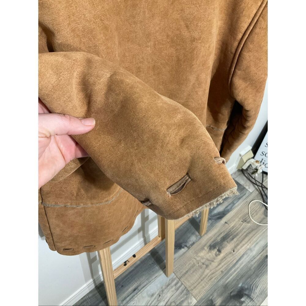 Cabela’s Faux suede and shearling open front jacket size medium - Picture 7 of 9